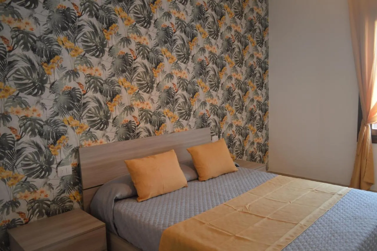 Apartment Casa Gialla Santa Teresa Gallura Italy