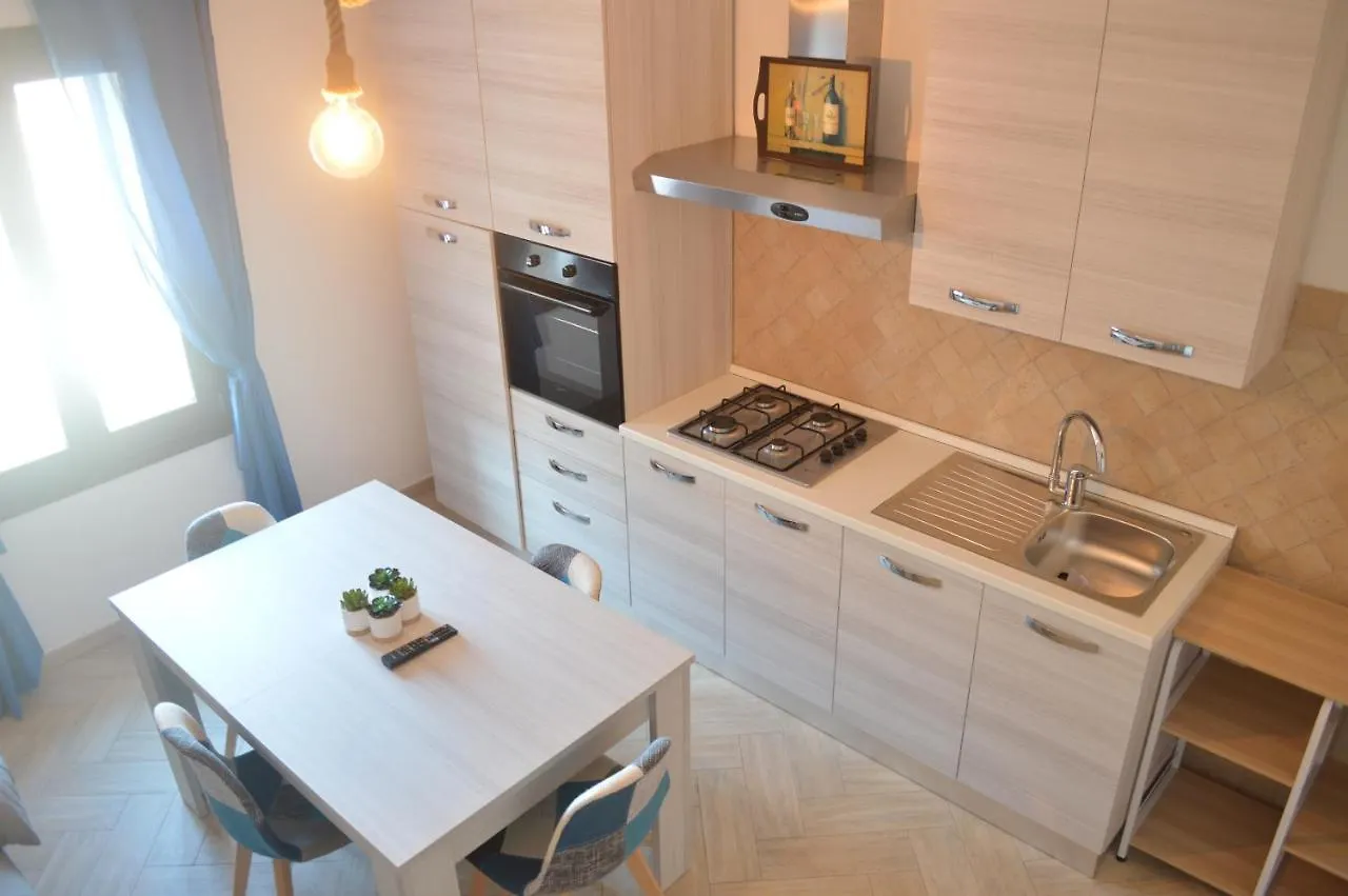 Apartment Casa Gialla Santa Teresa Gallura