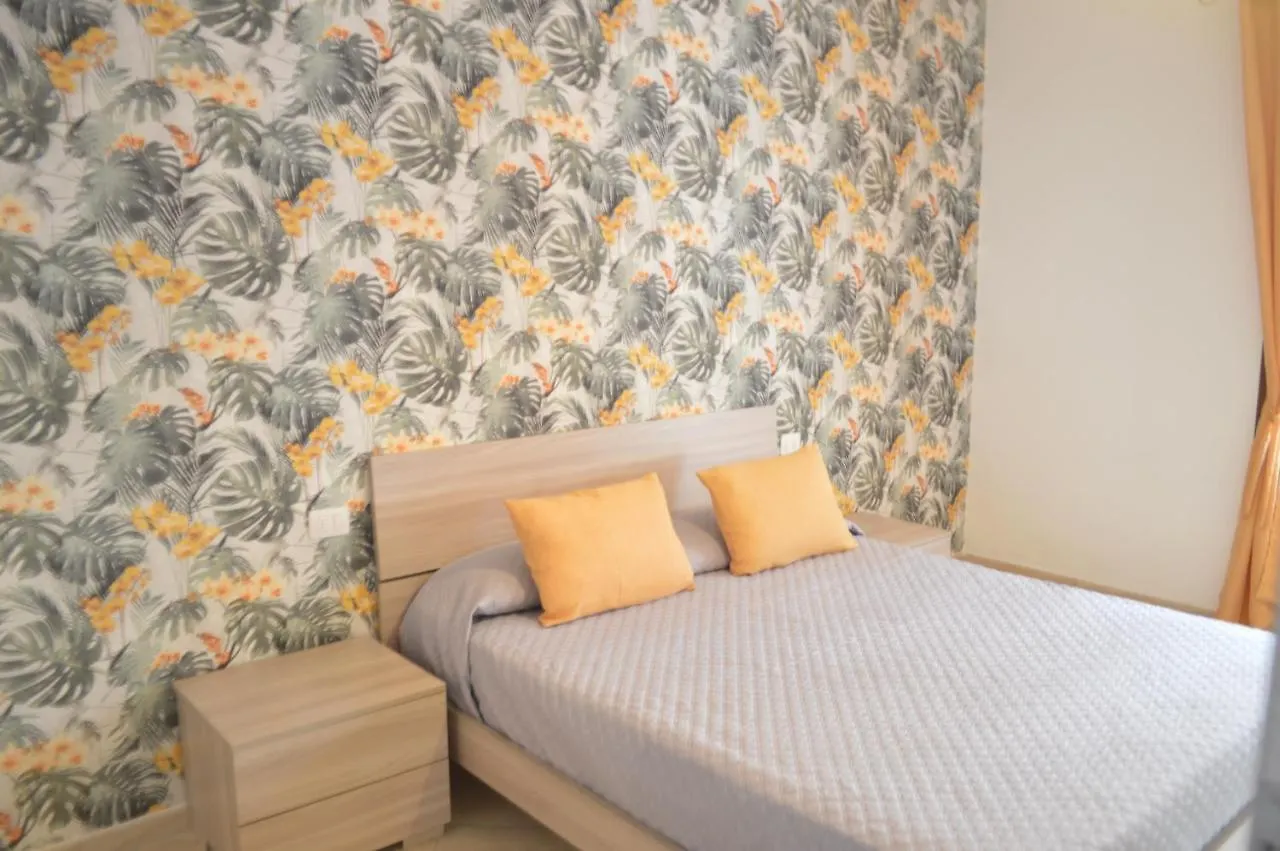 Casa Gialla Santa Teresa Gallura Apartment
