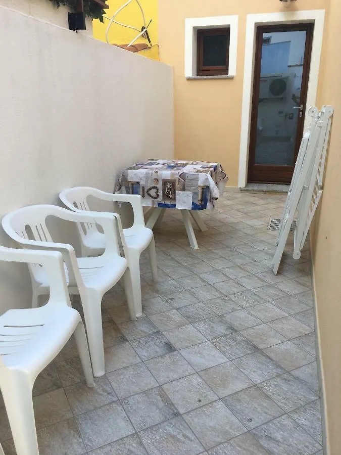 Casa Gialla Santa Teresa Gallura
